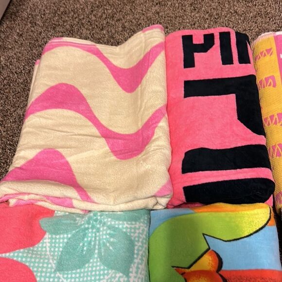 6 Piece Premium Beach Towel Bundle - Picture 2 of 5